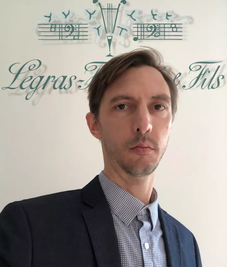 Gaylord Legras combines winegrowing and teaching commerce