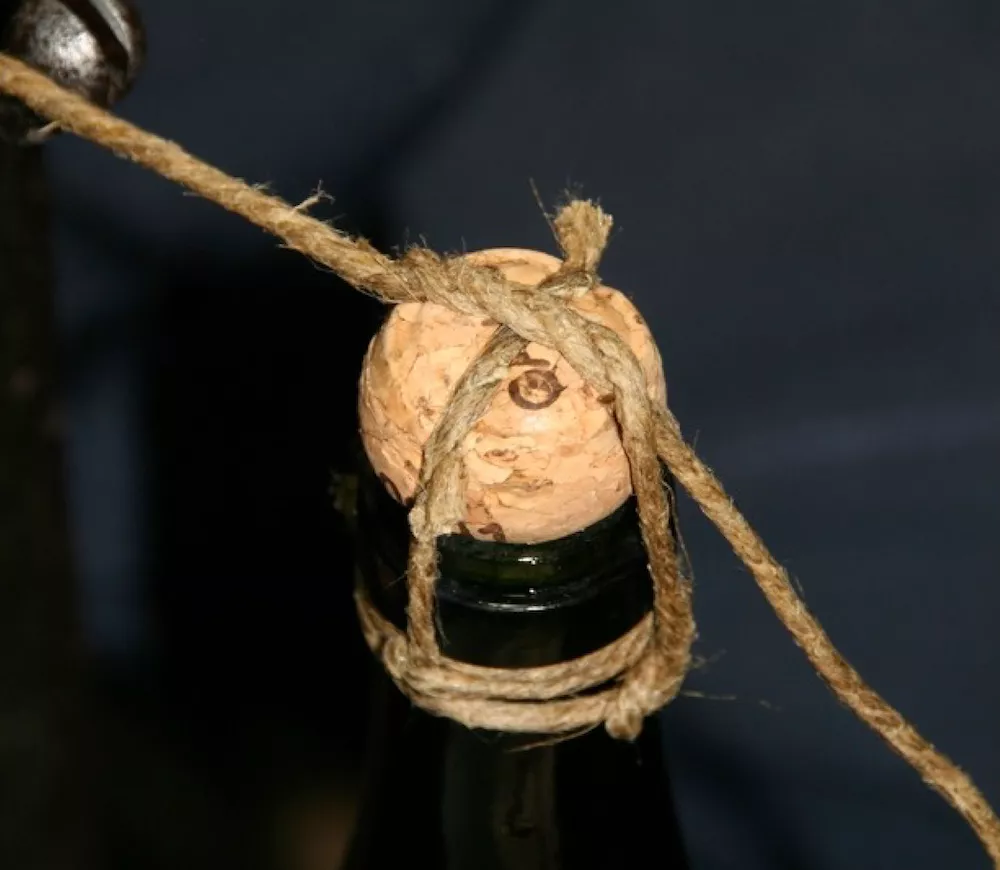A closure using a hemp cord at Champagne Paul D&eacute;thune