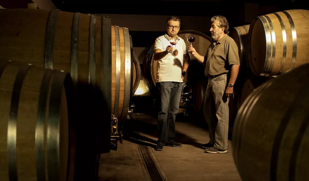 Nebbiolo is vinified in the classic way, aiming for authentic flavours with the support of the well-known consultant winemaker Gianfranco Cordero (pictured here with Piernicola Bruno).